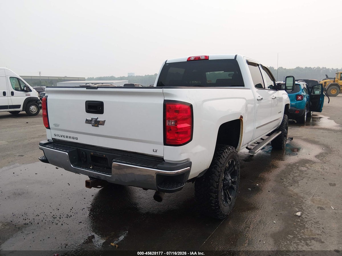 2015 CHEVROLET SILVERADO 2500HD LT — снимка 4