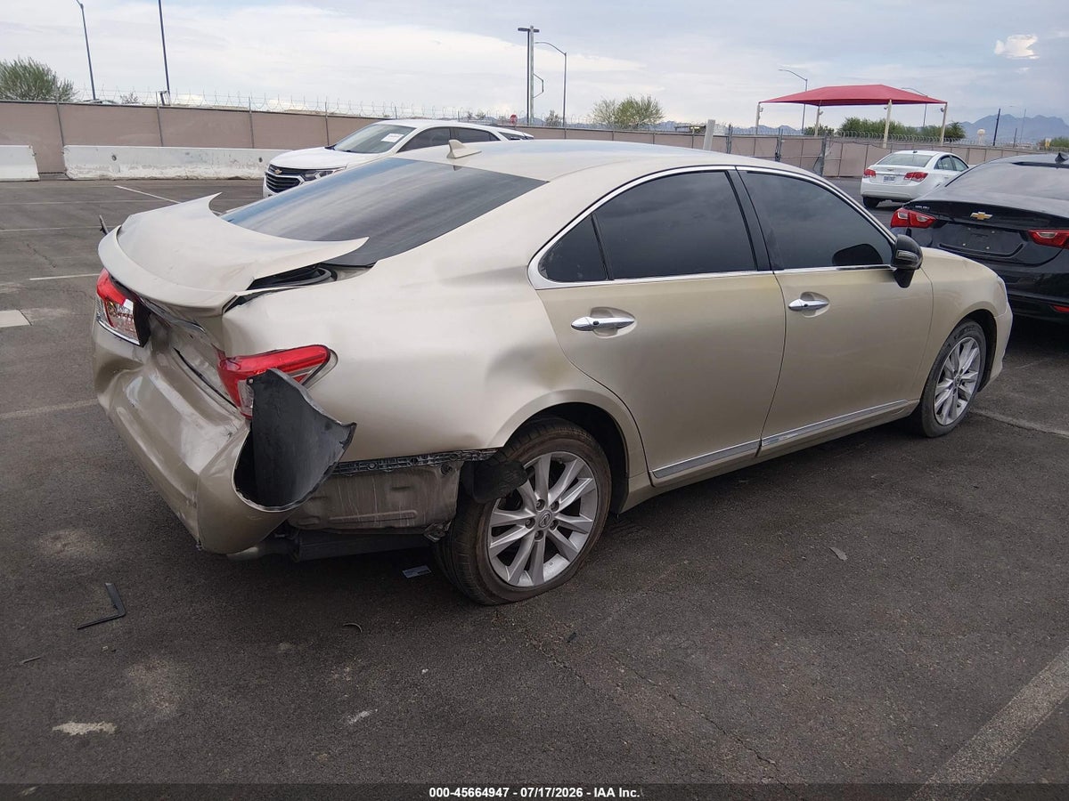 2012 LEXUS ES 350 — снимка 4