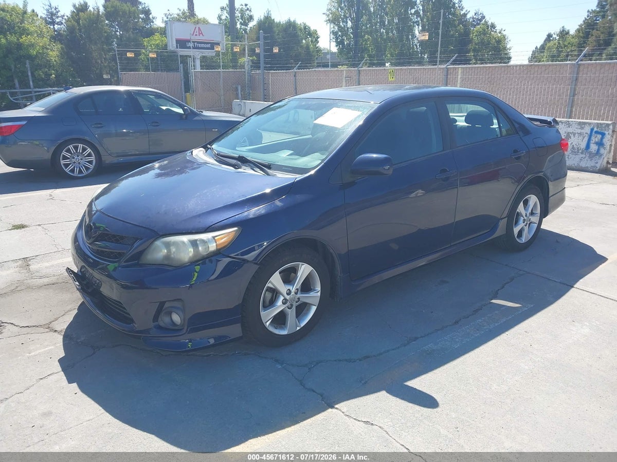 2013 TOYOTA COROLLA S — снимка 2