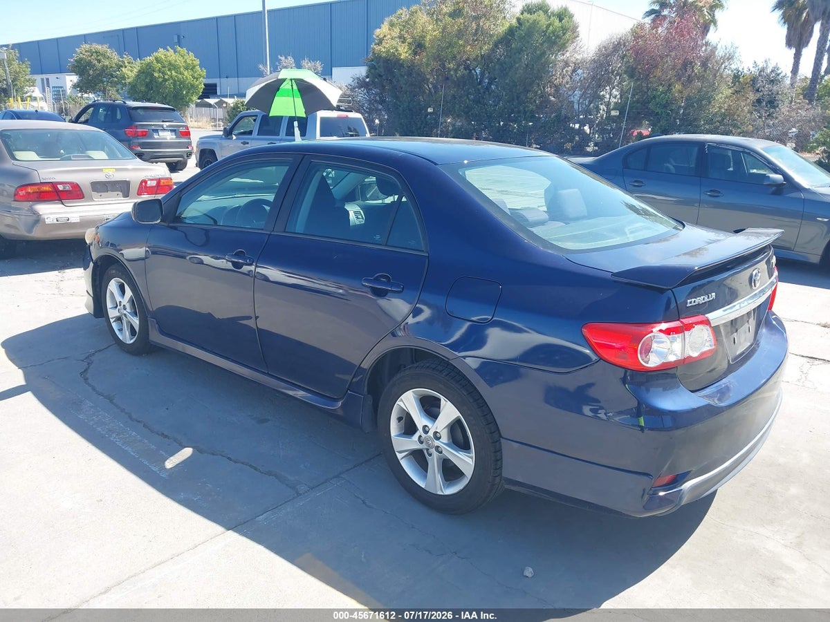 2013 TOYOTA COROLLA S — снимка 3