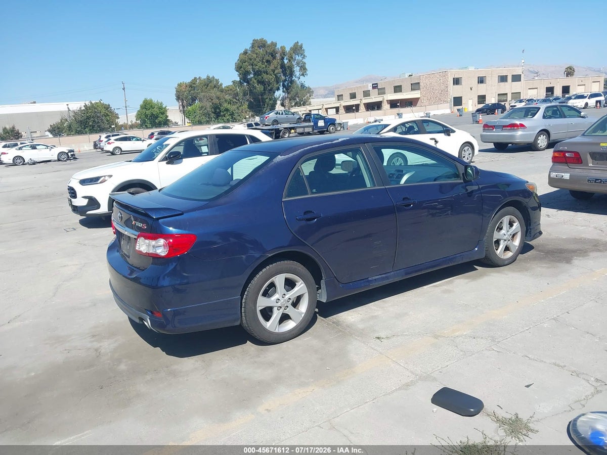 2013 TOYOTA COROLLA S — снимка 4