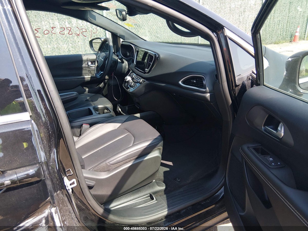 2026 CHRYSLER PACIFICA SELECT — снимка 5