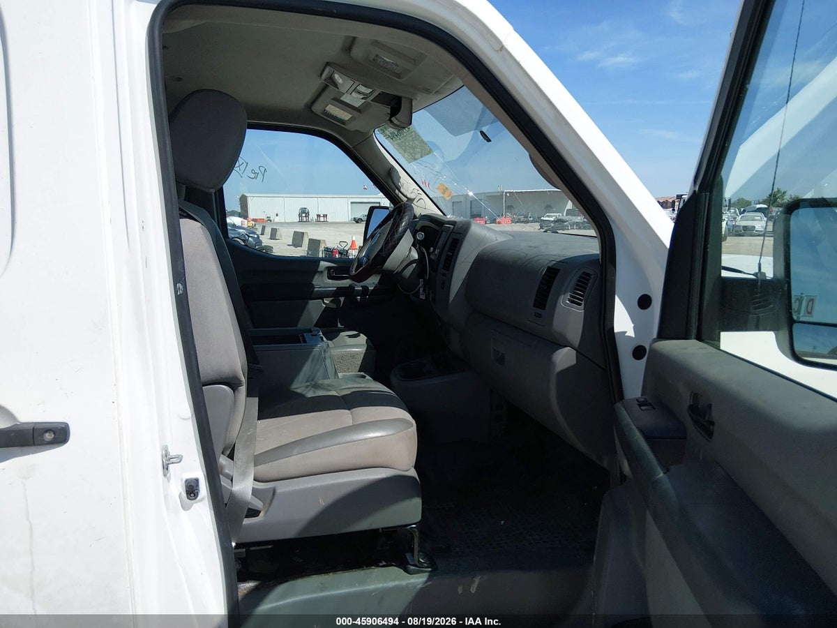 2021 NISSAN NV CARGO NV2500 HD SV STANDARD ROOF V6 — photo 5