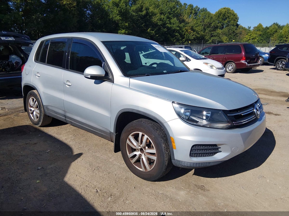 2013 VOLKSWAGEN TIGUAN S