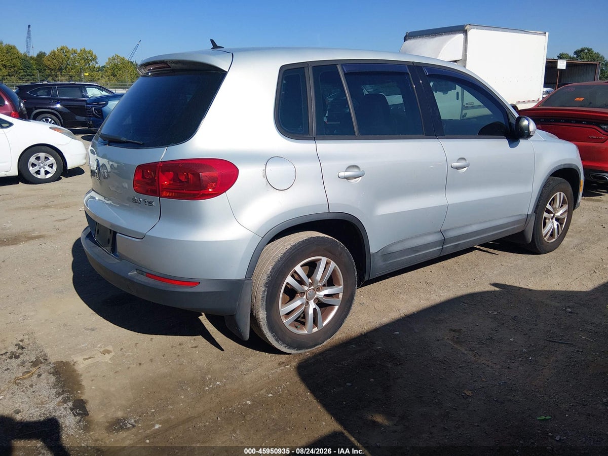 2013 VOLKSWAGEN TIGUAN S — снимка 4