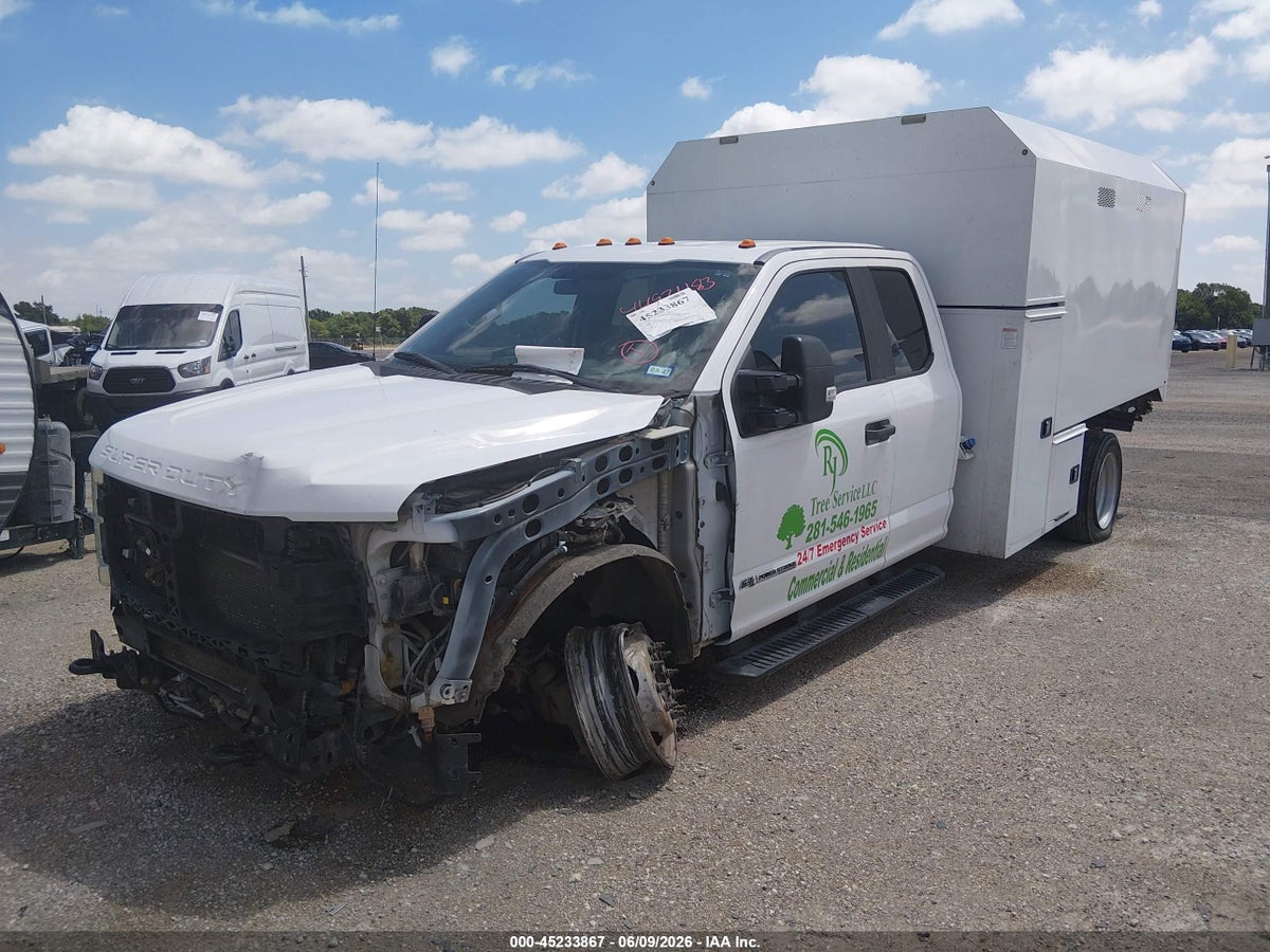 2017 FORD F-550 CHASSIS XL — снимка 2