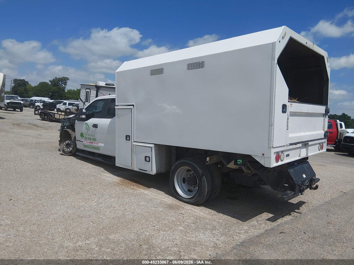 2017 FORD F-550 CHASSIS XL — снимка 3