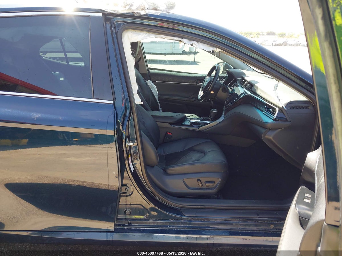 2019 TOYOTA CAMRY HYBRID XLE — снимка 5