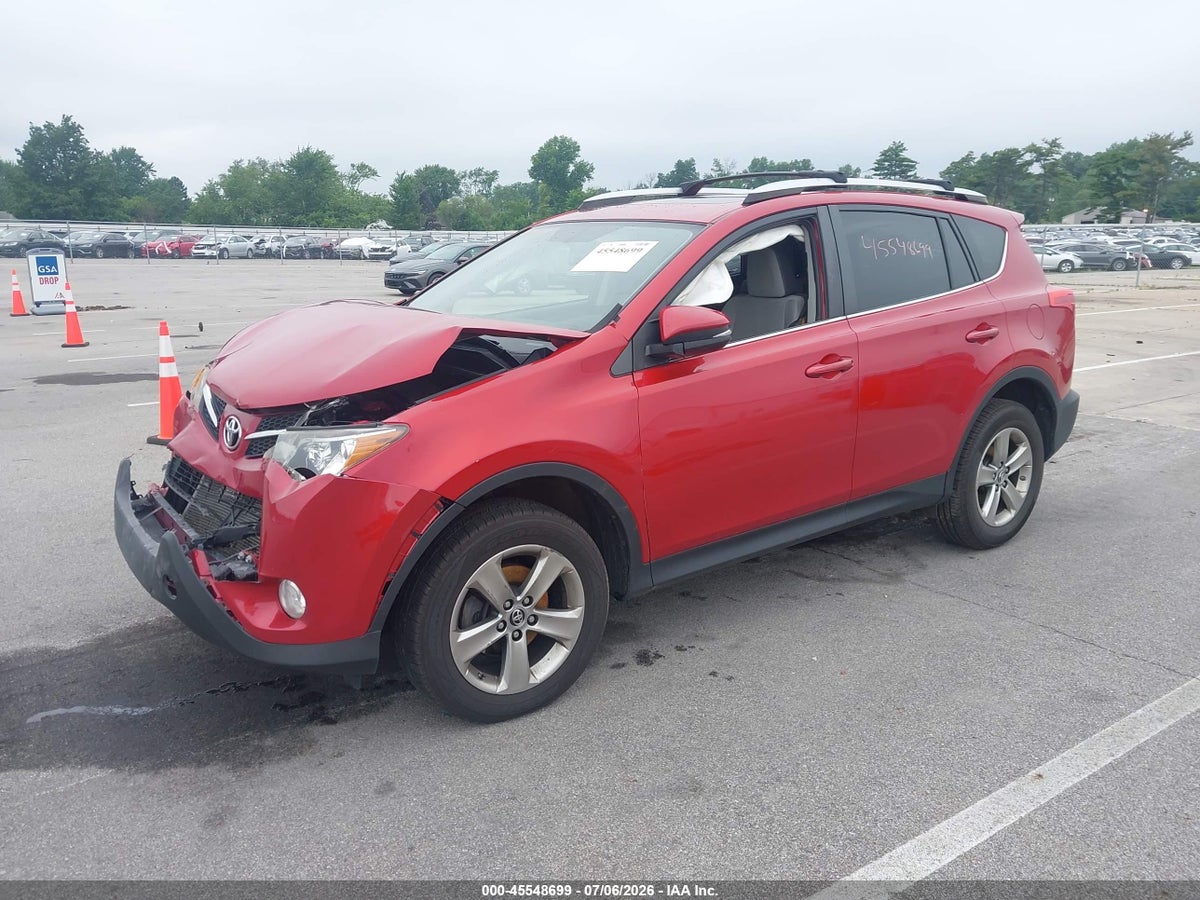 2015 TOYOTA RAV4 XLE — снимка 2