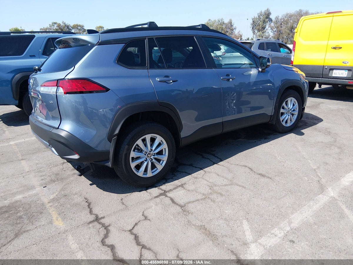 2025 TOYOTA COROLLA CROSS LE — снимка 4