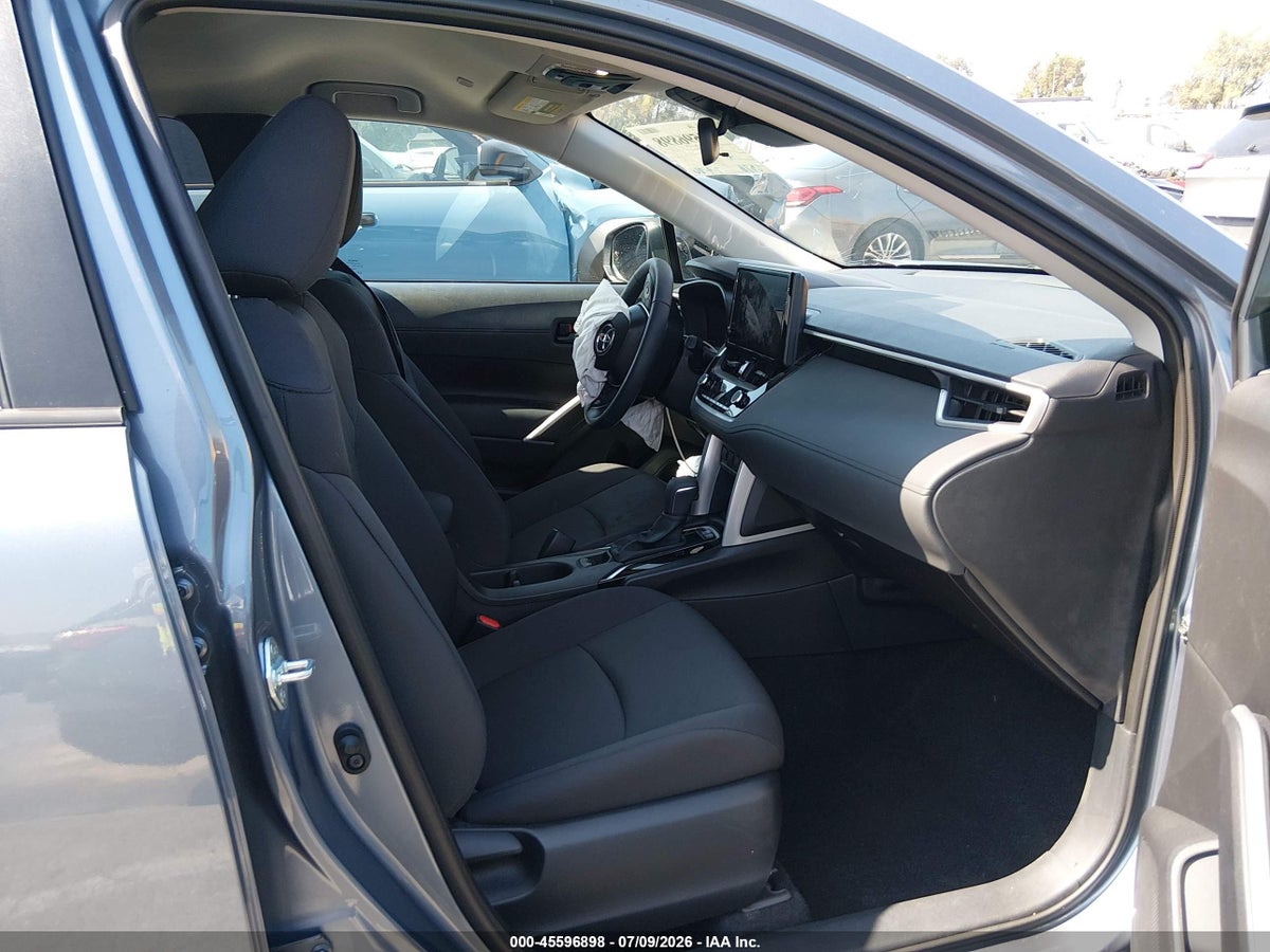2025 TOYOTA COROLLA CROSS LE — снимка 5