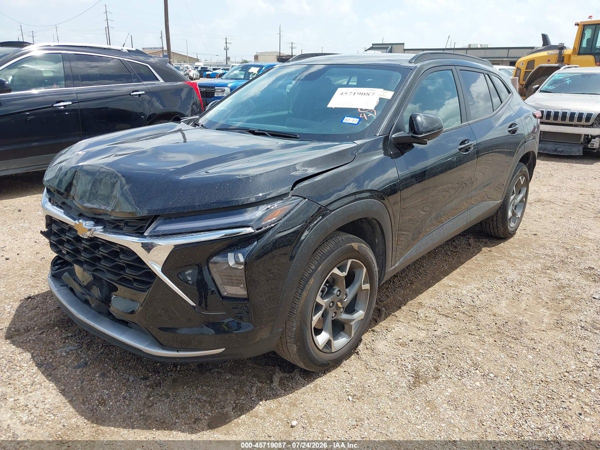 2025 CHEVROLET TRAX FWD LT — снимка 2