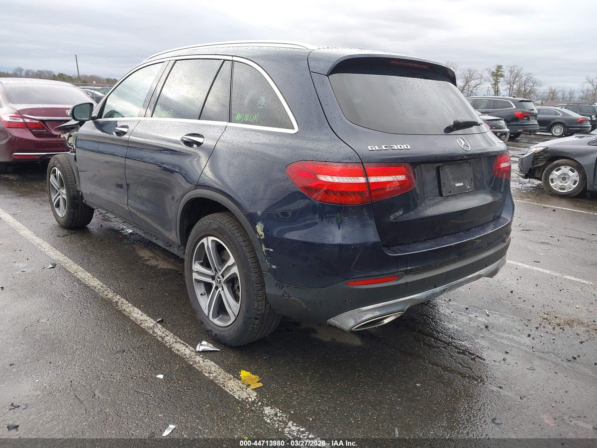 2019 MERCEDES-BENZ GLC 300 4MATIC — снимка 3