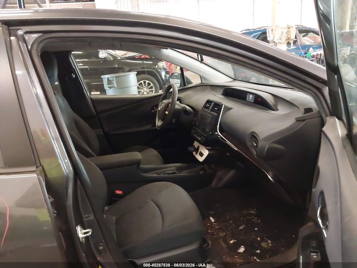 2016 TOYOTA PRIUS TWO — снимка 5