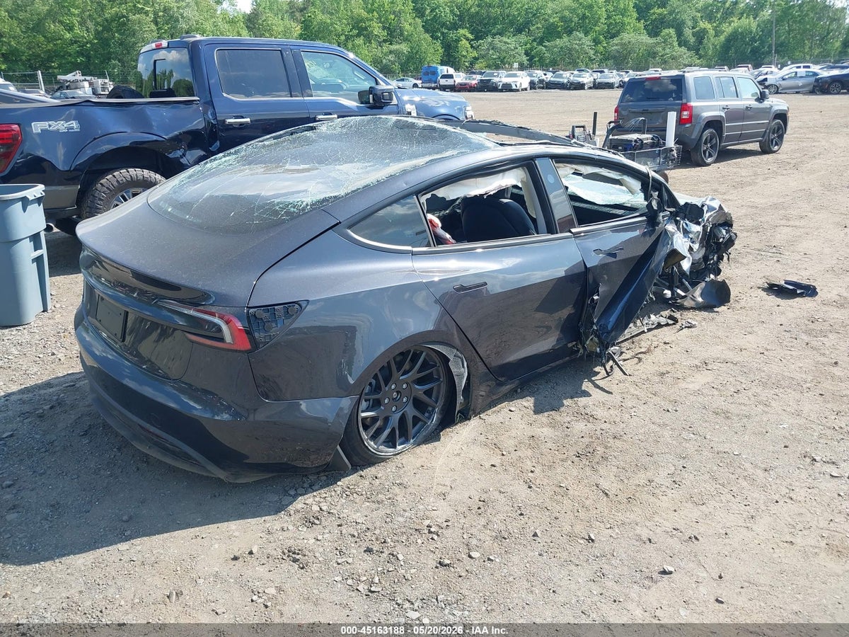 2026 TESLA MODEL 3 PREMIUM REAR-WHEEL DRIVE/REAR-WHEEL DRIVE — снимка 4