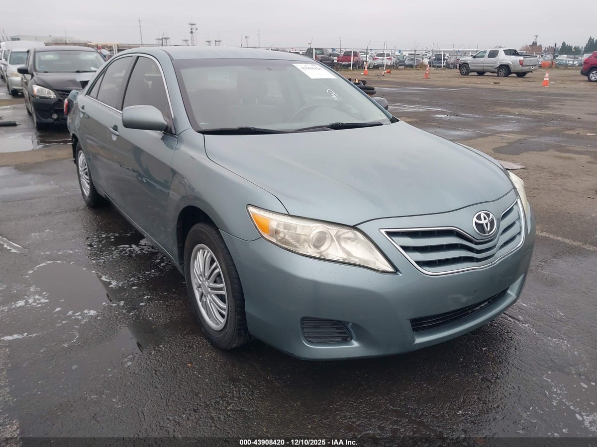 2010 TOYOTA CAMRY LE