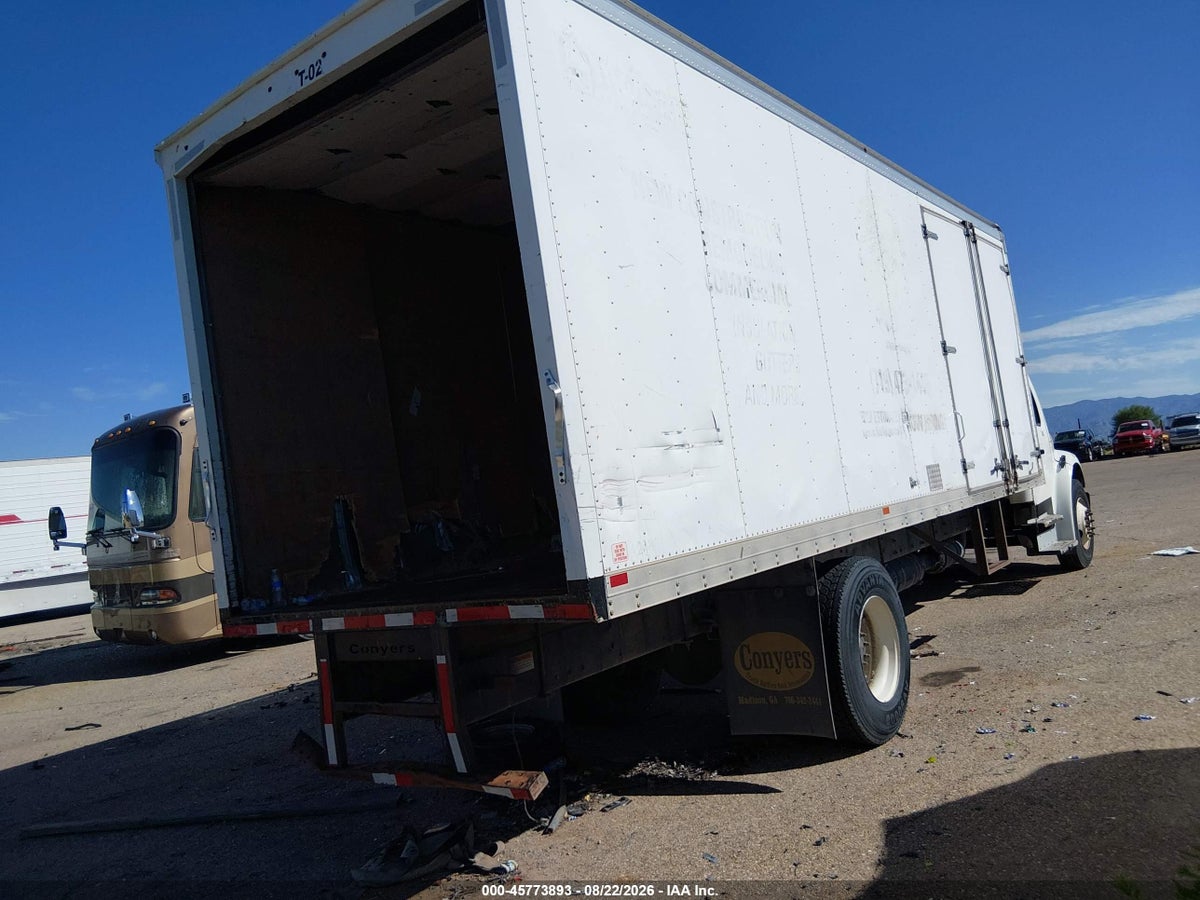 2017 FREIGHTLINER M2 106 — photo 4