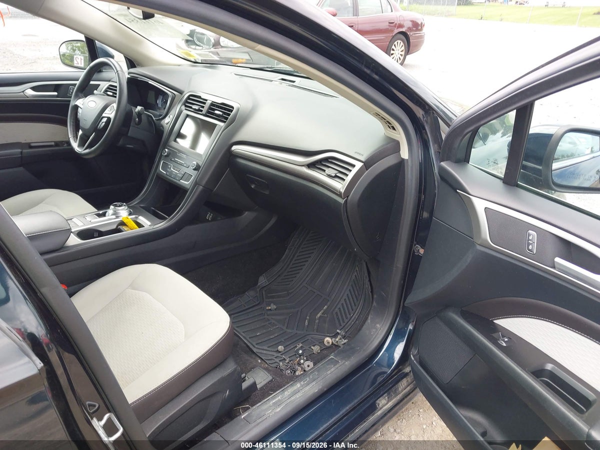 2020 FORD FUSION SE — photo 5