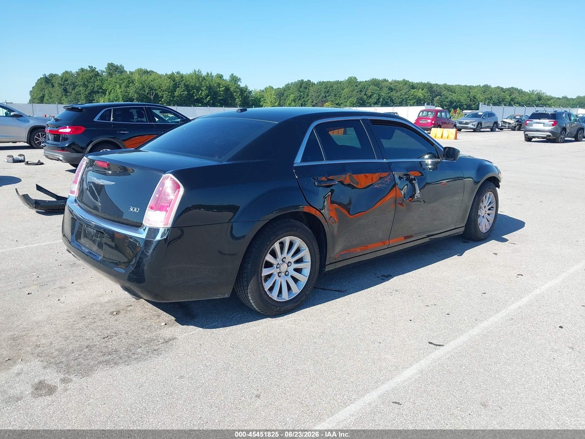 2013 CHRYSLER 300 MOTOWN — снимка 4