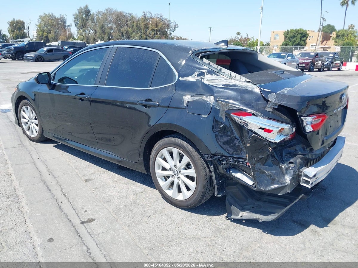 2019 TOYOTA CAMRY LE — снимка 3