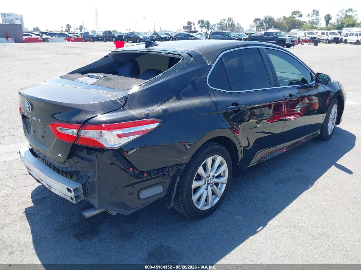 2019 TOYOTA CAMRY LE — снимка 4