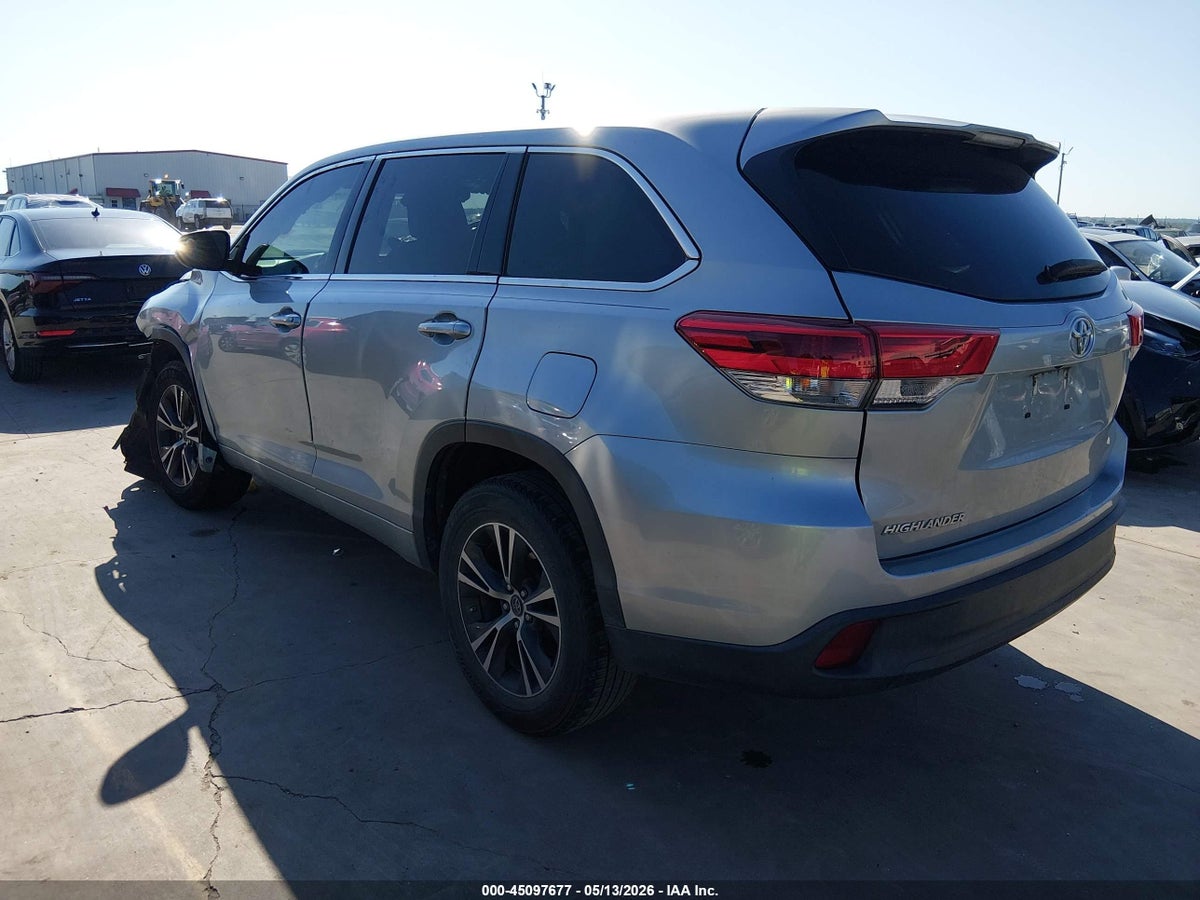 2018 TOYOTA HIGHLANDER LE — снимка 3