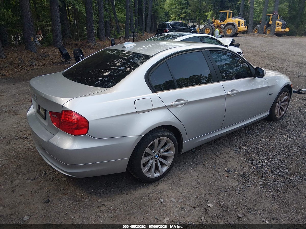 2011 BMW 328I XDRIVE — снимка 4