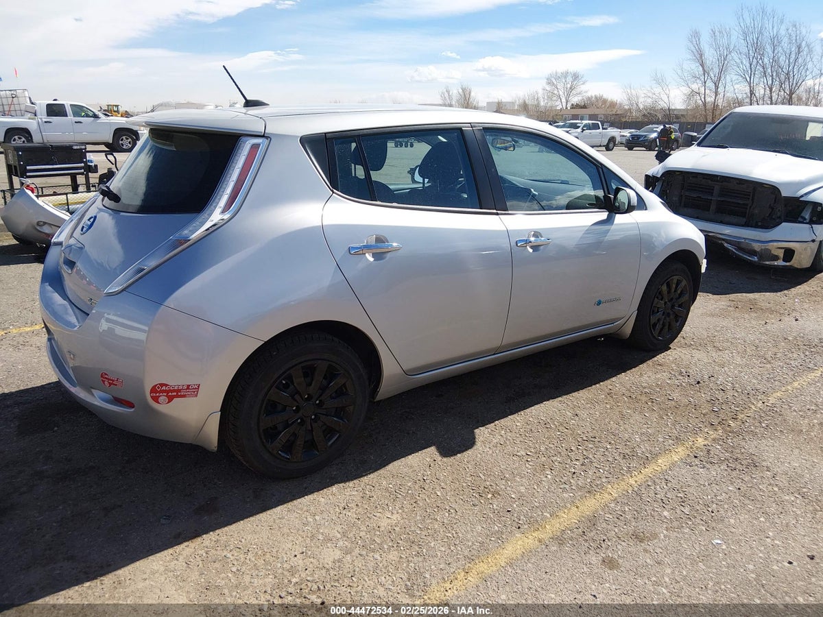 2017 NISSAN LEAF S — снимка 4