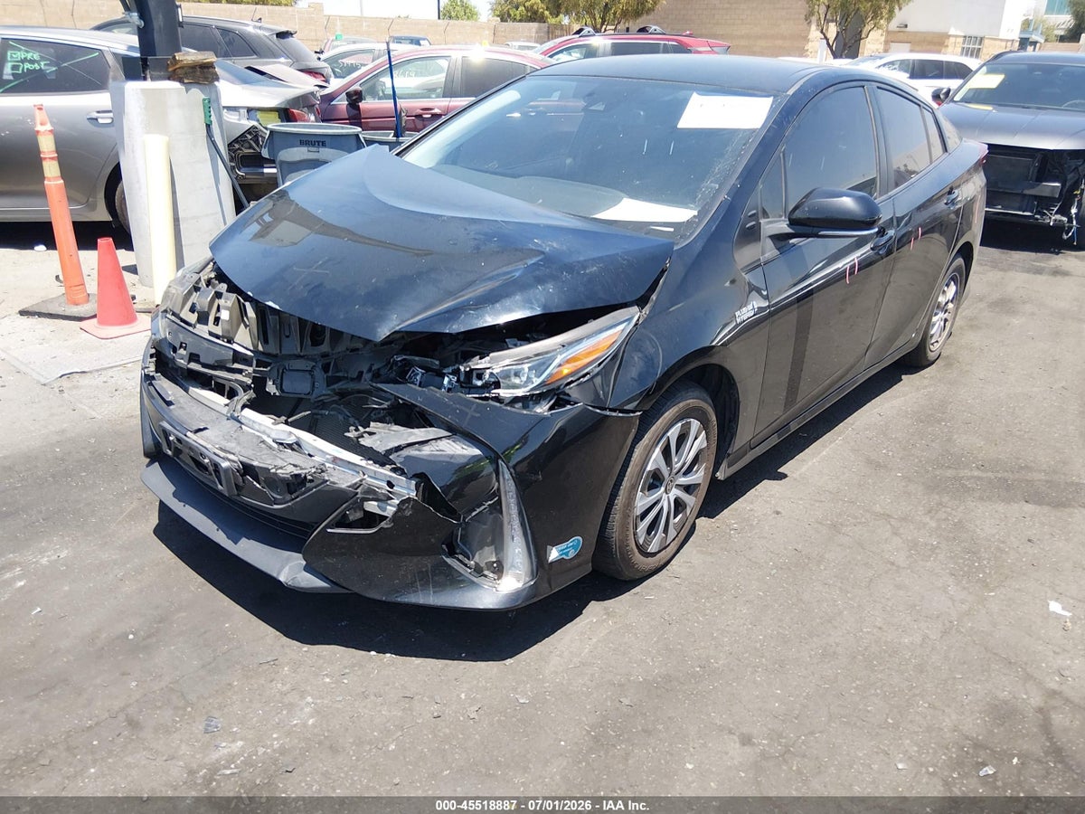 2021 TOYOTA PRIUS PRIME XLE — снимка 2