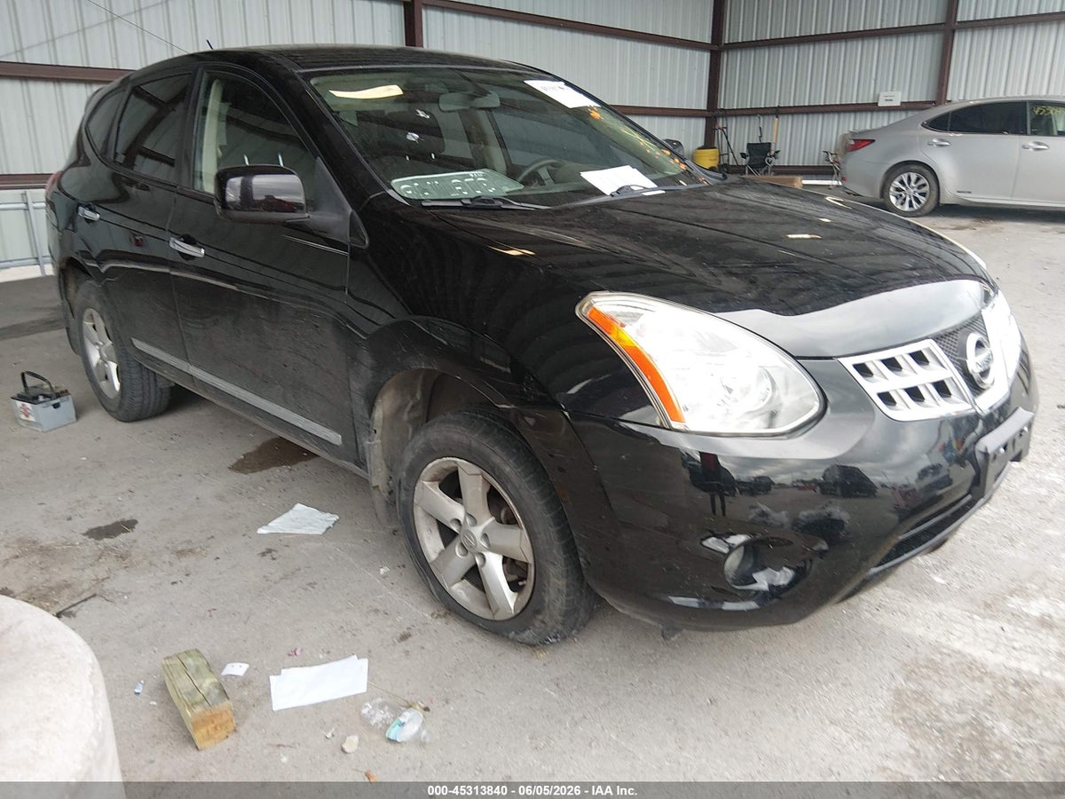 2013 NISSAN ROGUE S