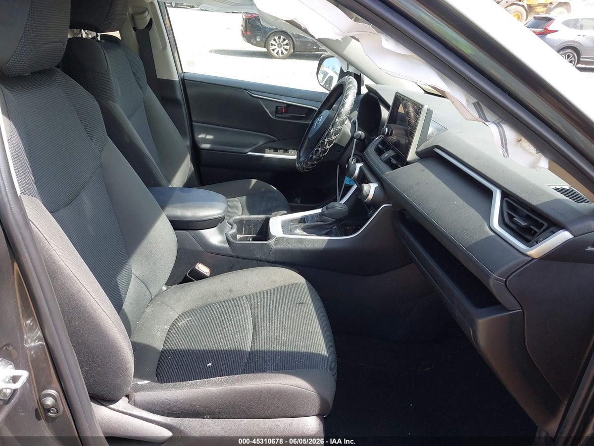 2023 TOYOTA RAV4 LE — снимка 5