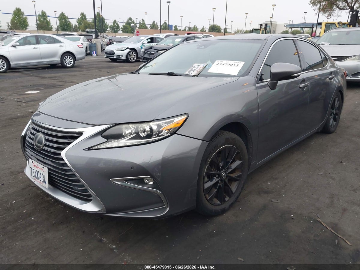 2016 LEXUS ES 350 — снимка 2