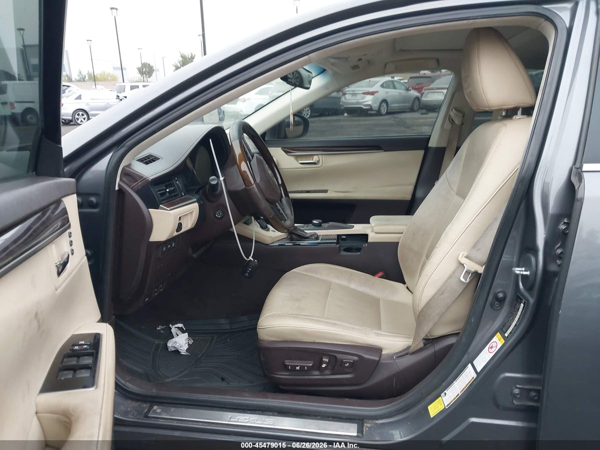 2016 LEXUS ES 350 — снимка 5