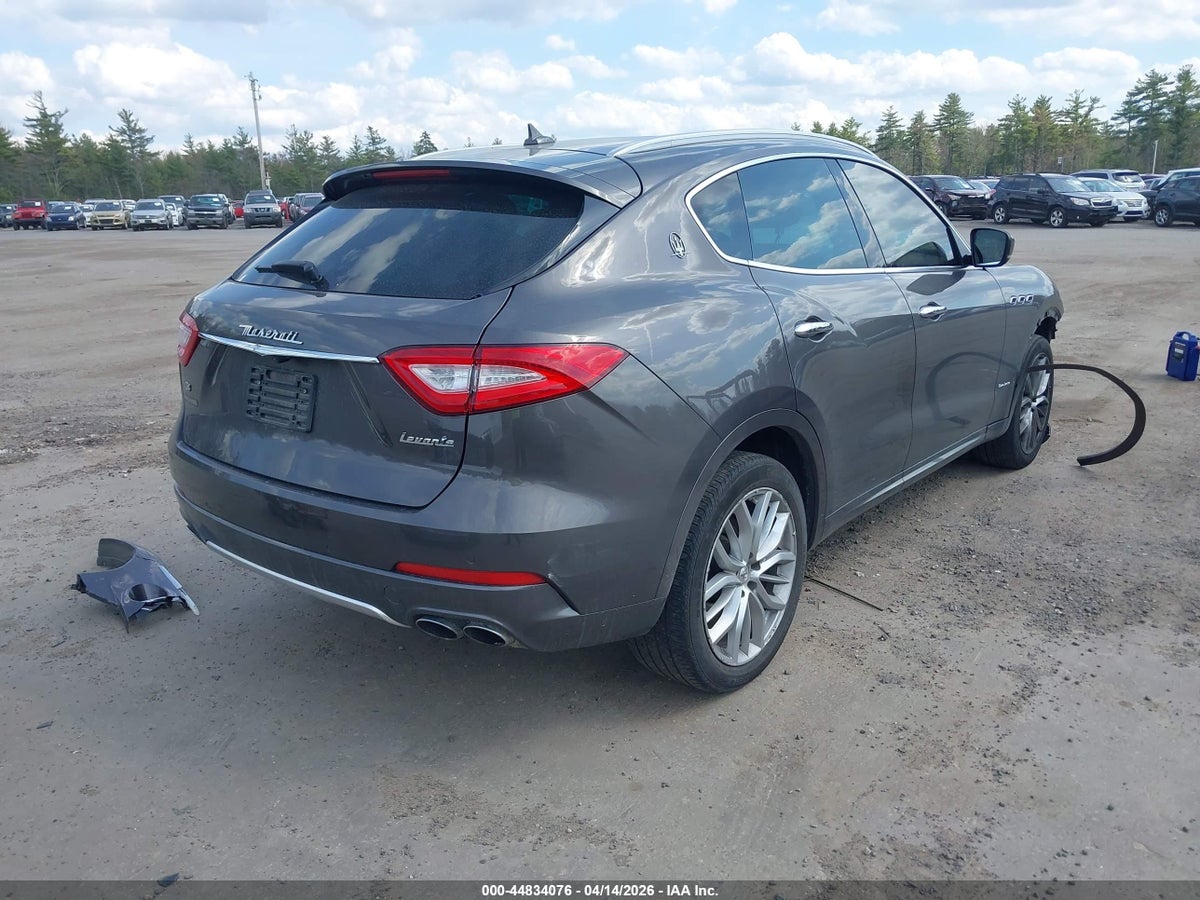 2020 MASERATI LEVANTE GRANLUSSO — снимка 4