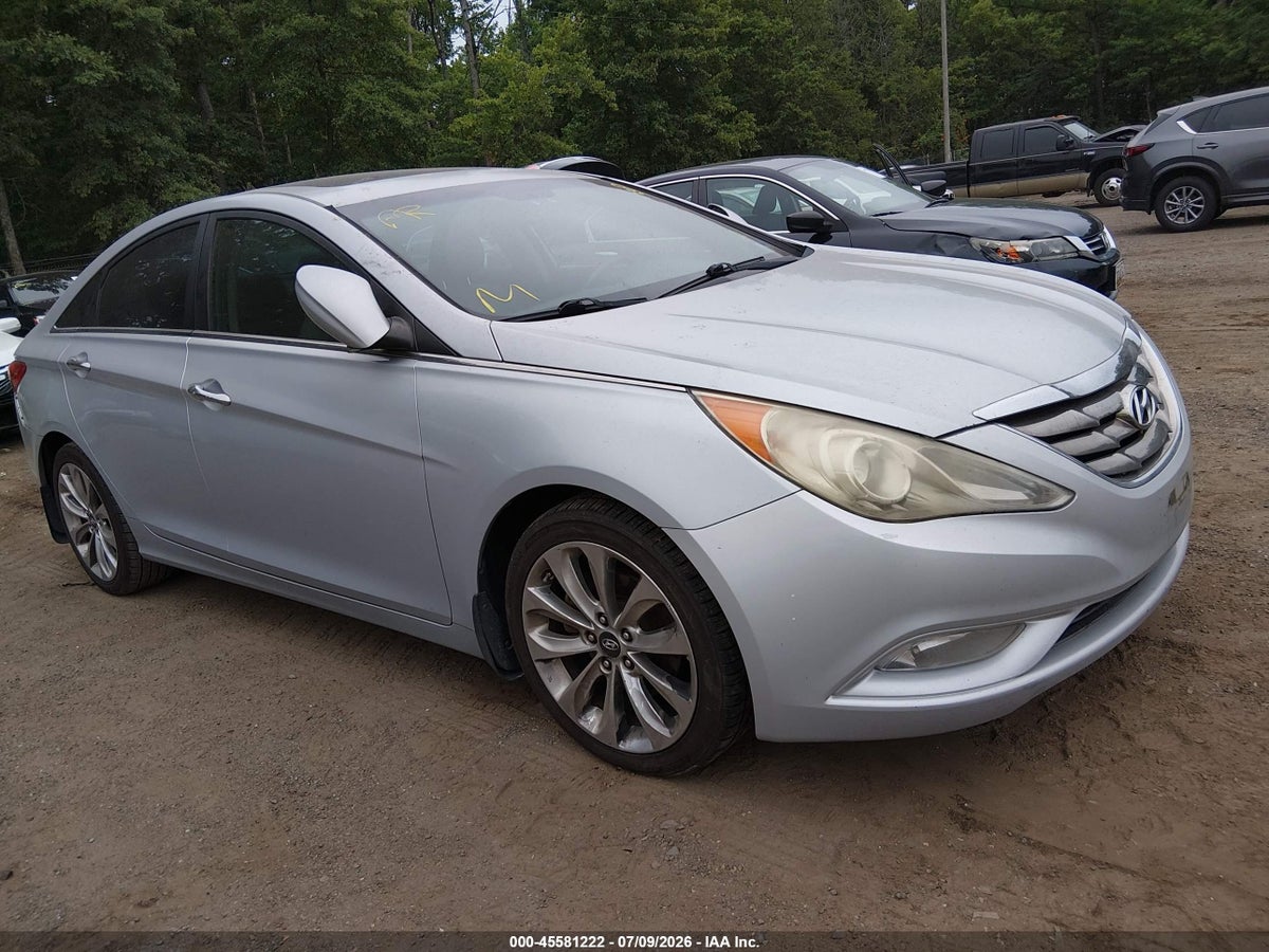 2011 HYUNDAI SONATA SE