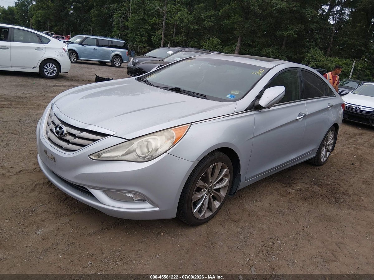 2011 HYUNDAI SONATA SE — снимка 2