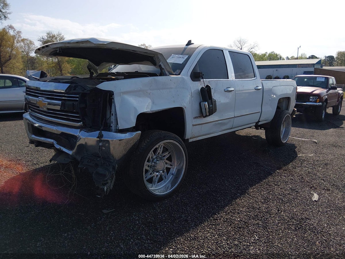 2016 CHEVROLET SILVERADO 2500HD WT — снимка 2