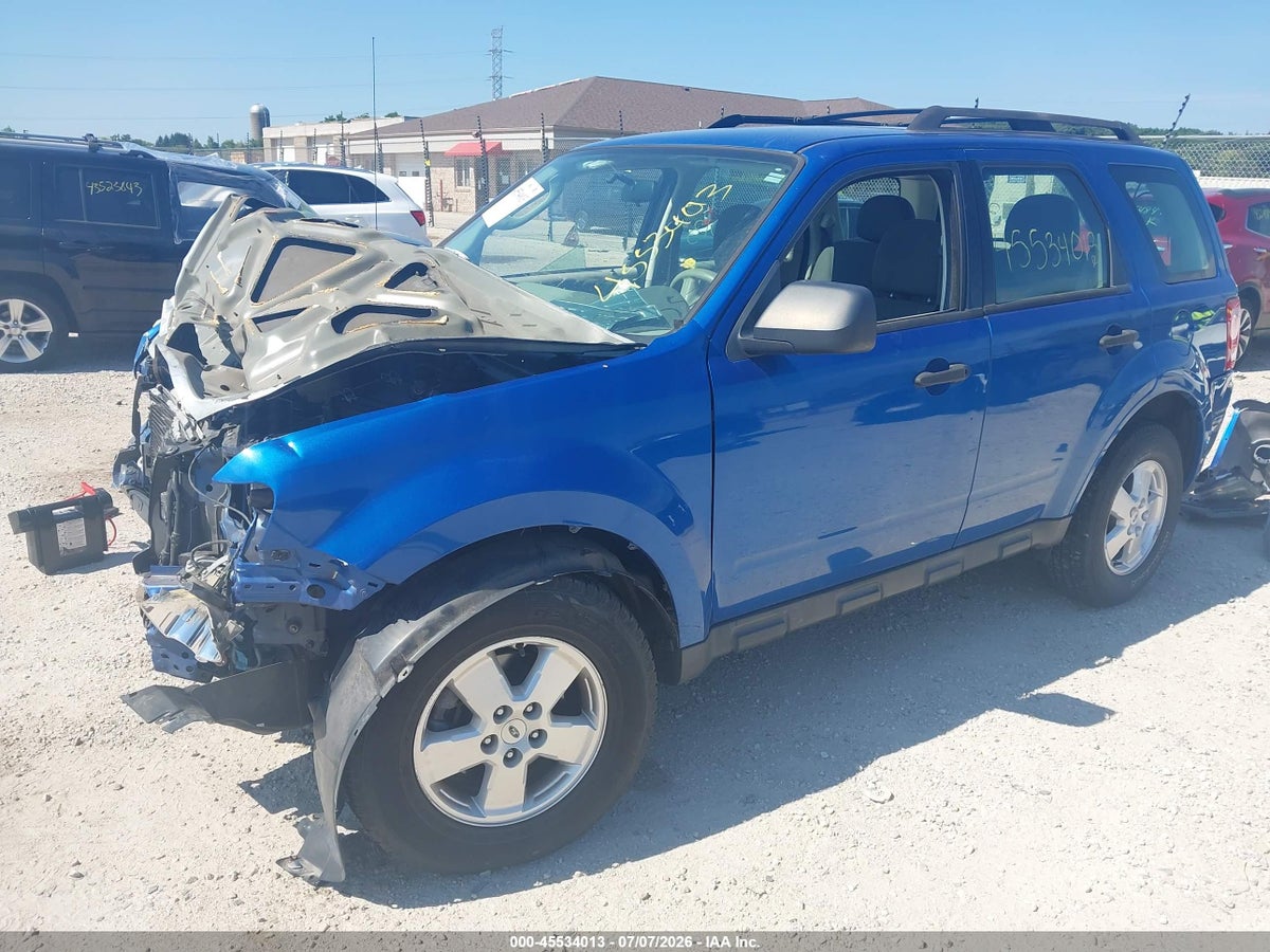 2011 FORD ESCAPE XLS — снимка 2