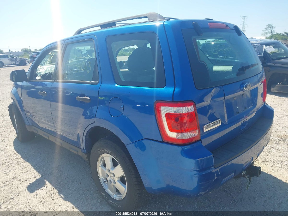 2011 FORD ESCAPE XLS — снимка 3
