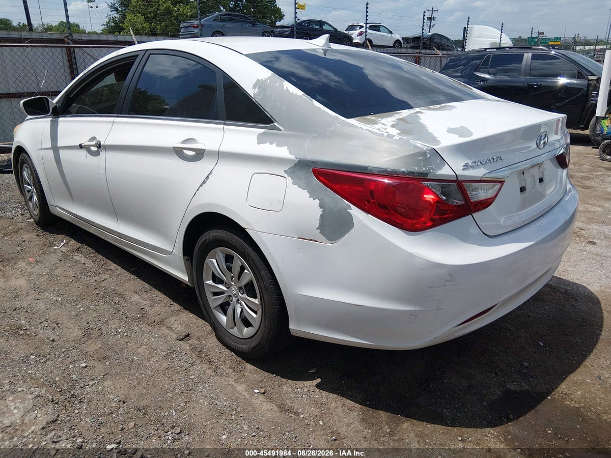 2013 HYUNDAI SONATA GLS — снимка 3