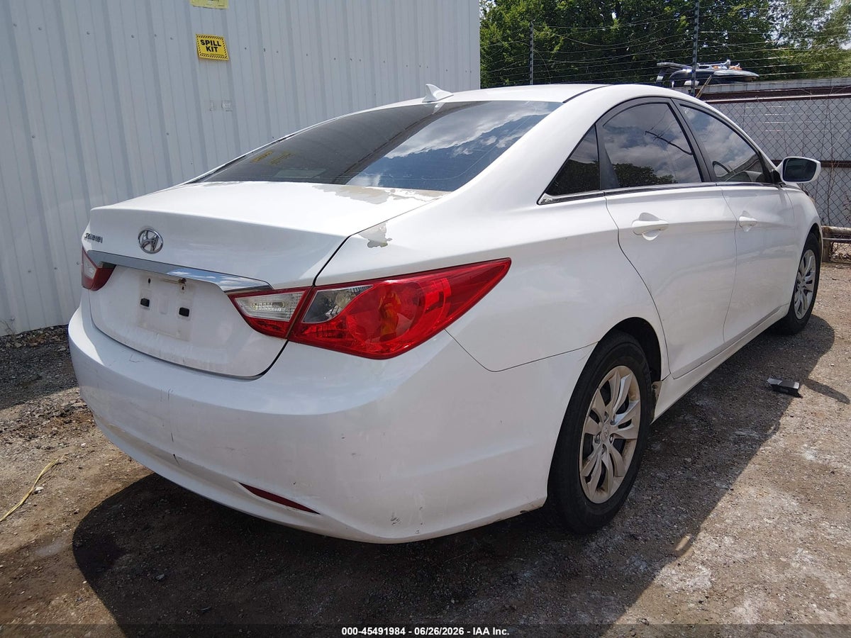 2013 HYUNDAI SONATA GLS — снимка 4