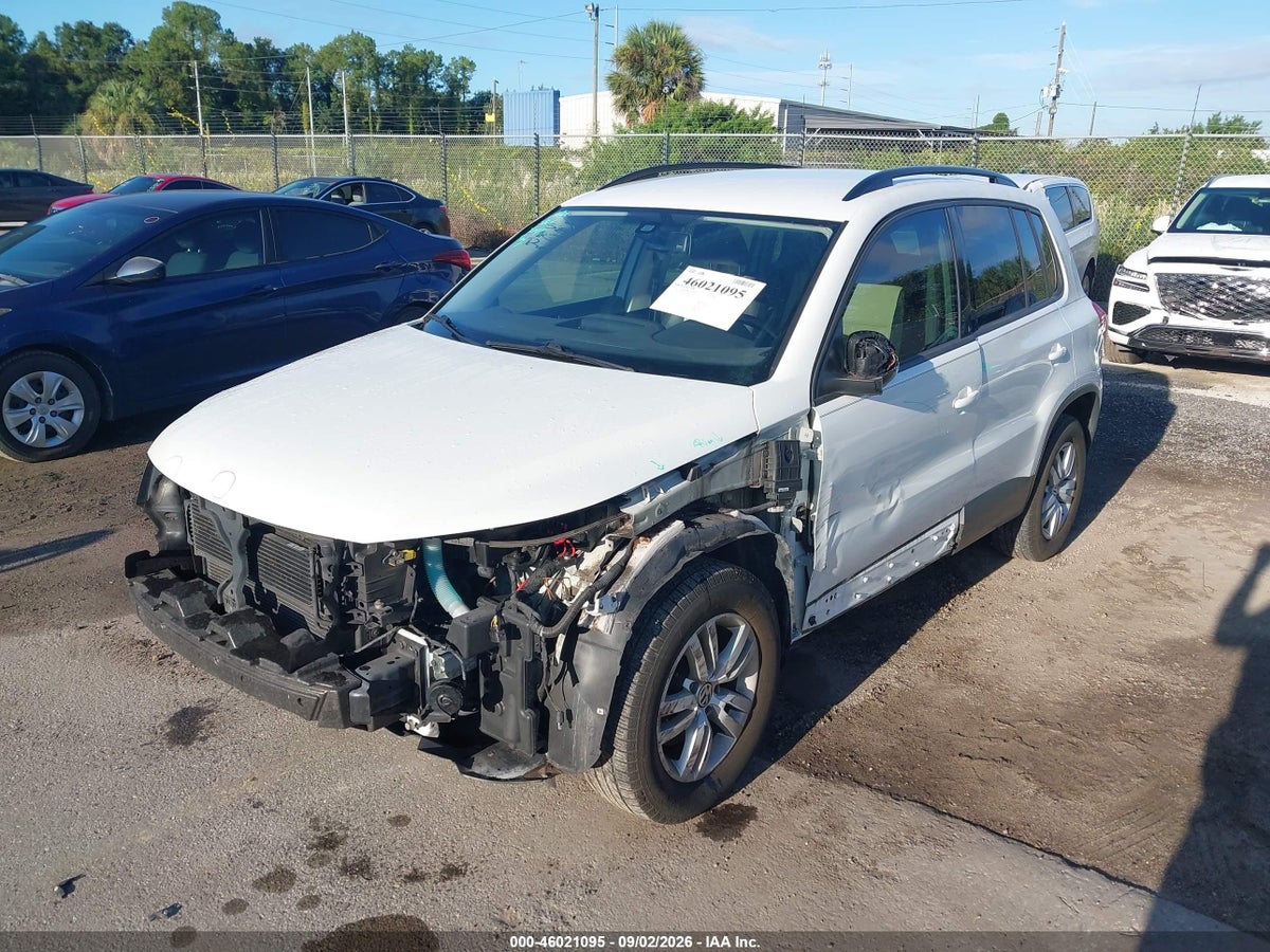 2016 VOLKSWAGEN TIGUAN S — снимка 2