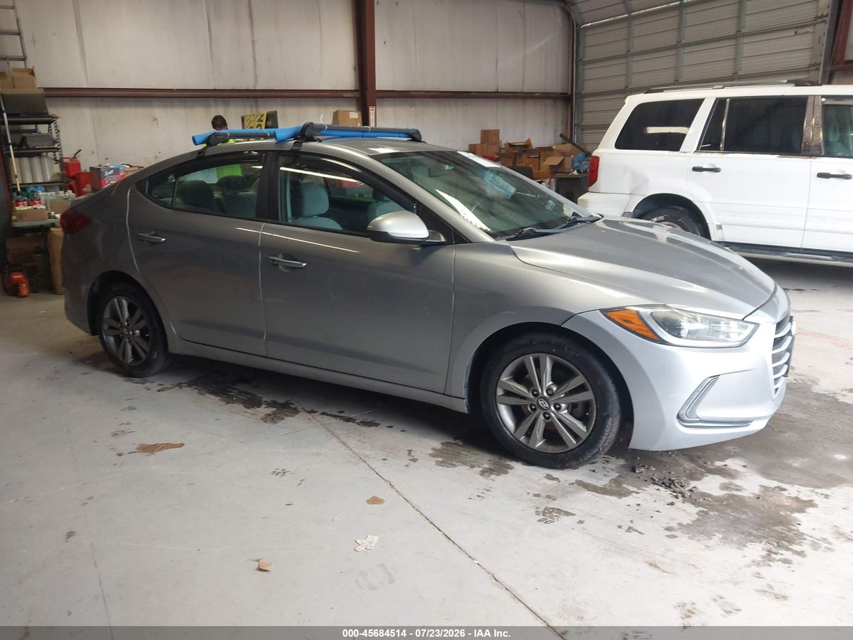2017 HYUNDAI ELANTRA SE