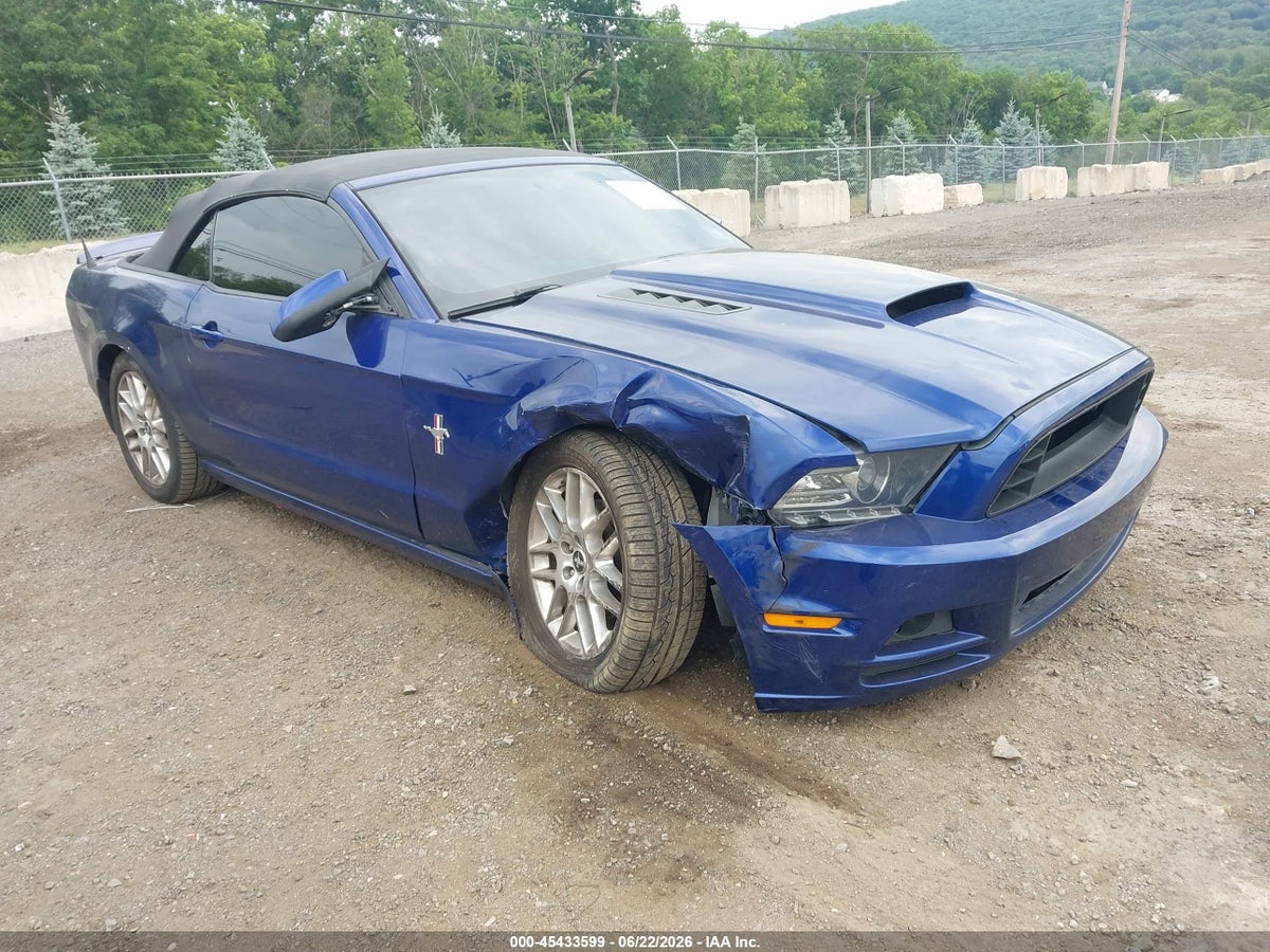2014 FORD MUSTANG V6