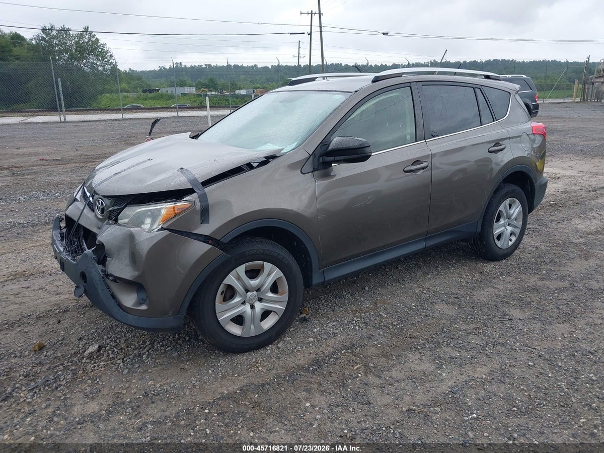 2015 TOYOTA RAV4 LE — снимка 2