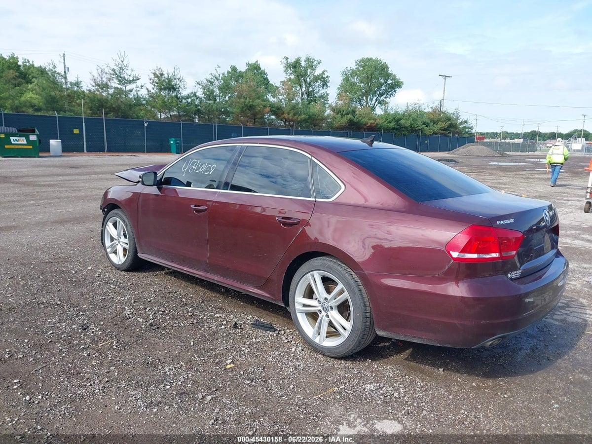 2014 VOLKSWAGEN PASSAT 2.0L TDI SE — снимка 3