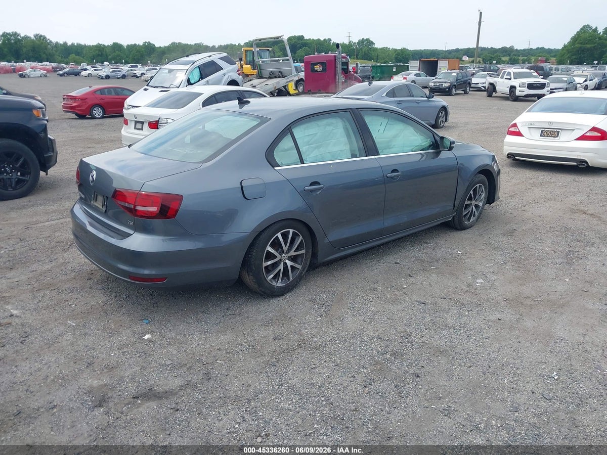 2017 VOLKSWAGEN JETTA 1.4T SE — снимка 4