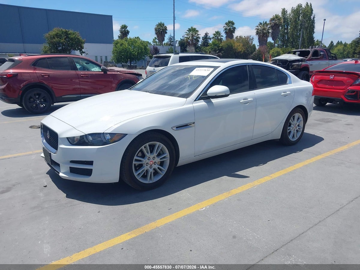 2017 JAGUAR XE 25T PREMIUM — снимка 2
