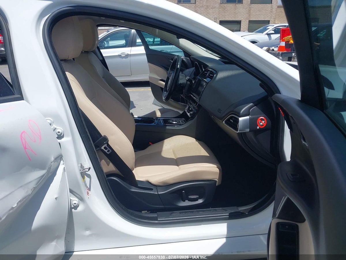 2017 JAGUAR XE 25T PREMIUM — снимка 5