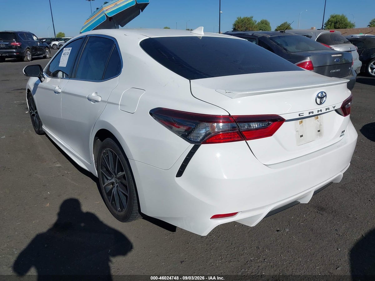 2022 TOYOTA CAMRY SE AWD — снимка 3